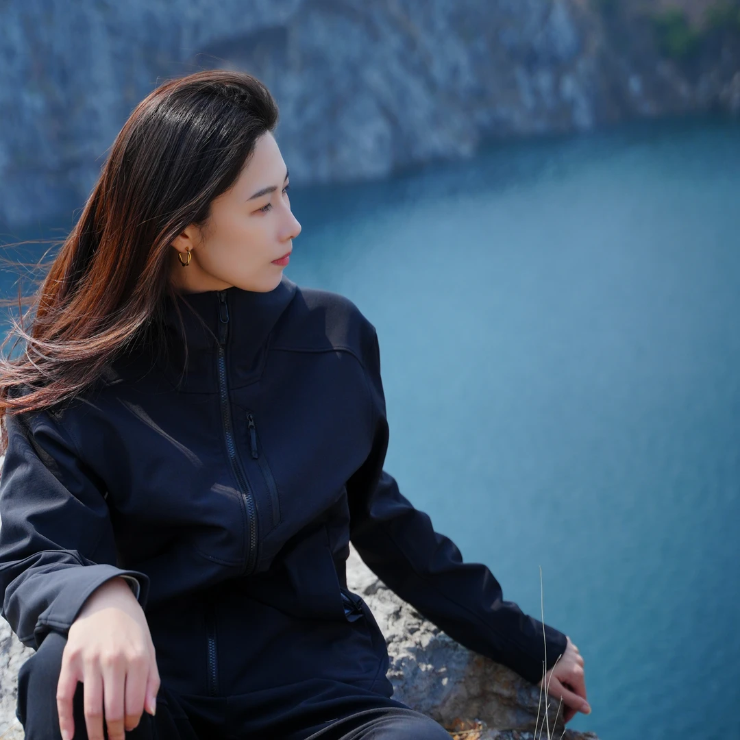 1徐同学孤品-春夏秋冬户外休闲冲锋套装