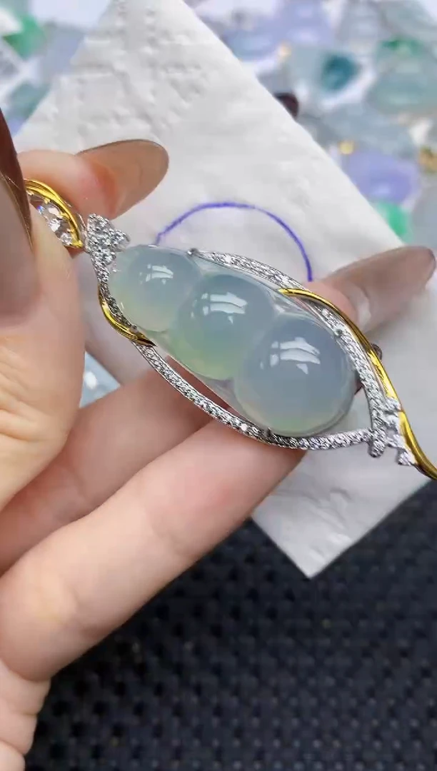 颈饰银S925镶嵌翡翠41   天然翡翠A货  百元以上9米证书费自理