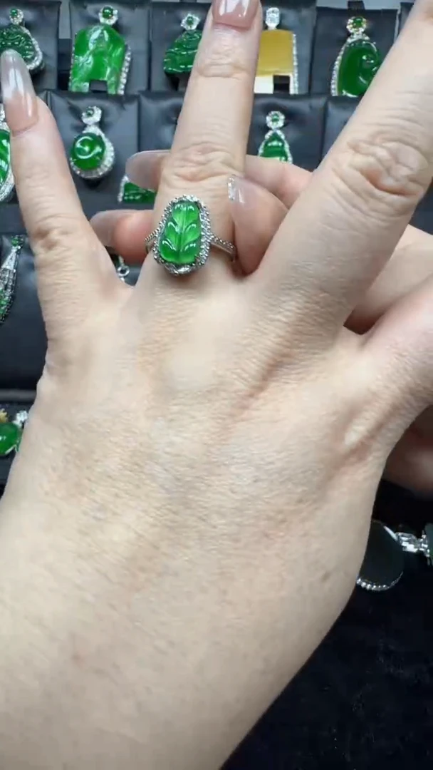 未镶嵌戒指翡翠46