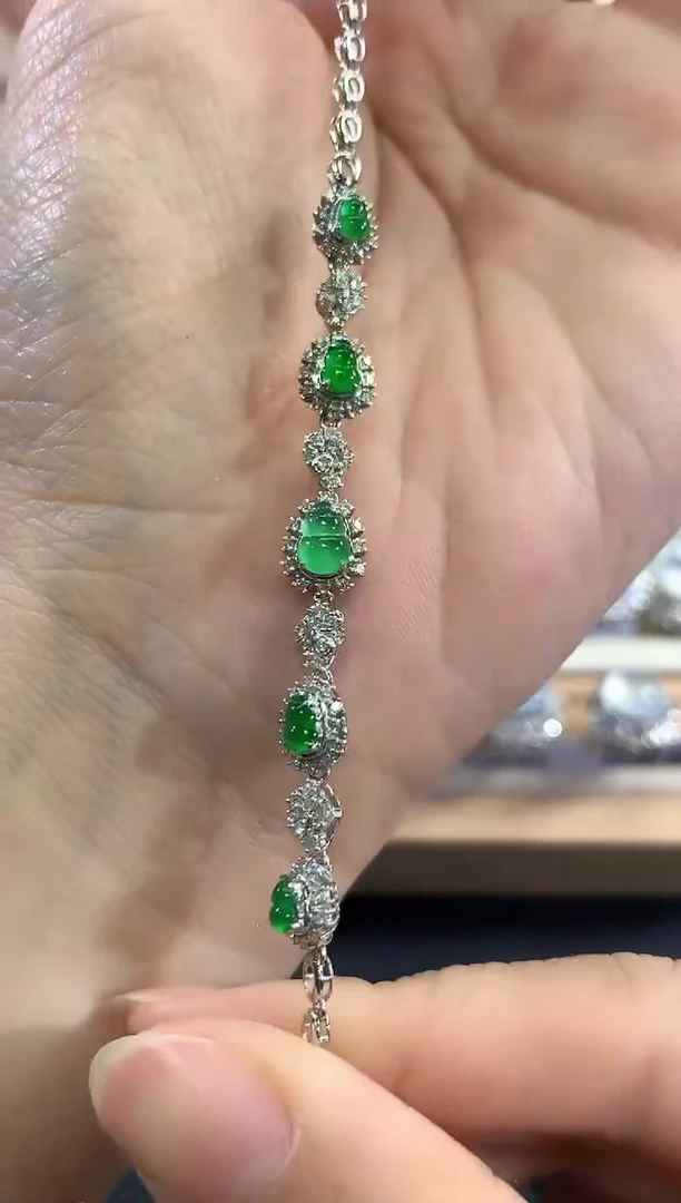 18K金镶嵌手链翡翠c122