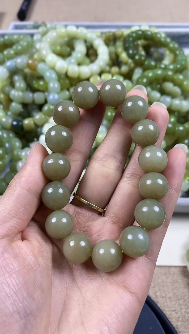 未镶嵌手链和田玉E-1