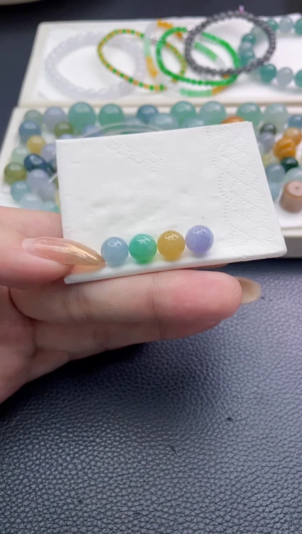 未镶嵌定制翡翠湁*_珠子