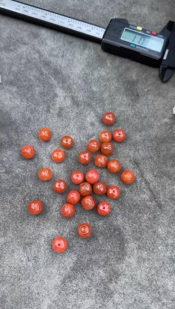 【闪购商品】南红玛瑙珠串未镶嵌原矿无优化11mm博古多样性发一个