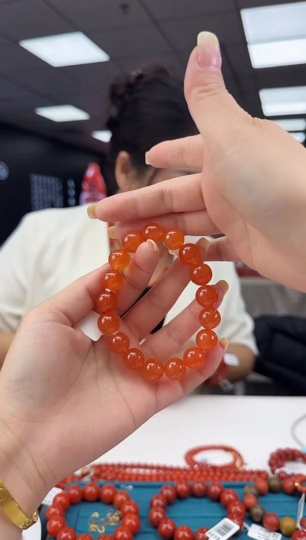 南红玛瑙珠串未镶嵌多样发其一/12/92197787