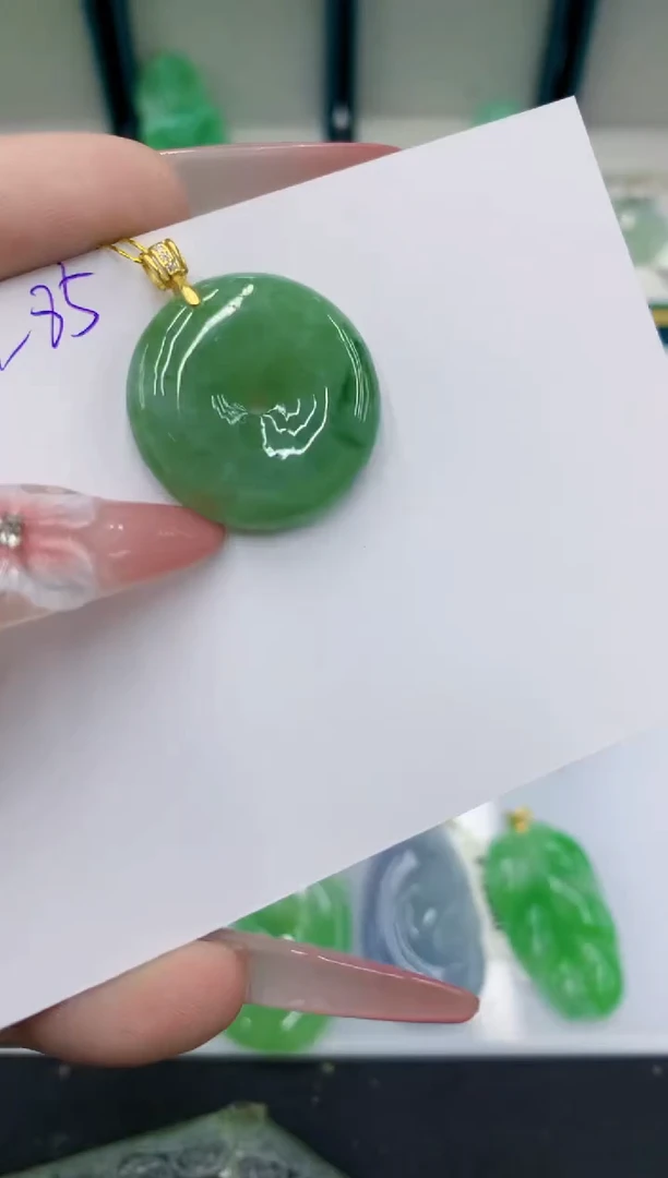 颈饰未镶嵌翡翠1111111111111