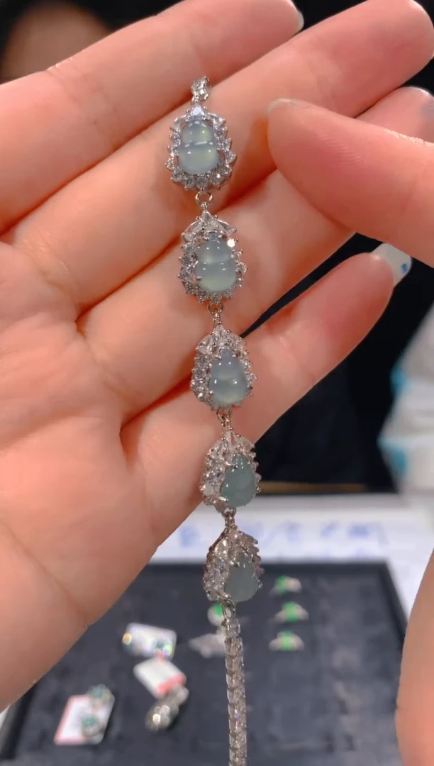 【闪购商品】定制翡翠未镶嵌17多样性发货（发其一）