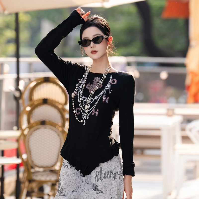 TCH私服烫钻工艺时尚休闲设计感黑色长袖T恤T75C08E5018轻奢tch