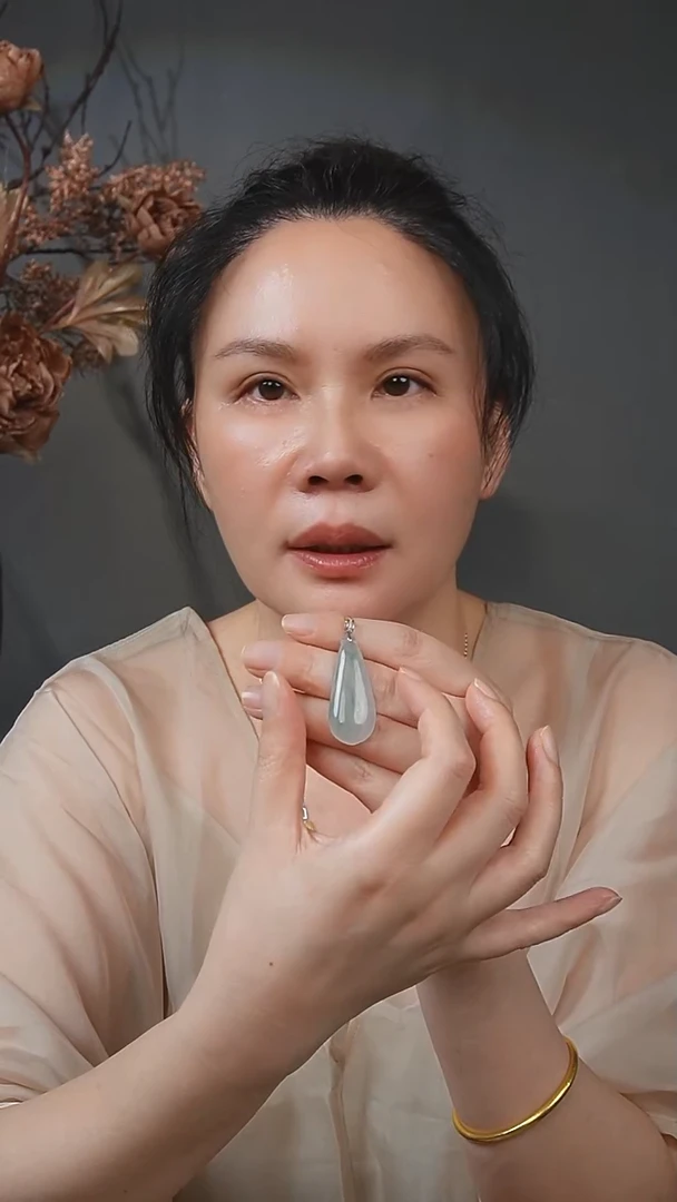 吊坠(不含链)未镶嵌翡翠天然缅甸翡翠吊坠