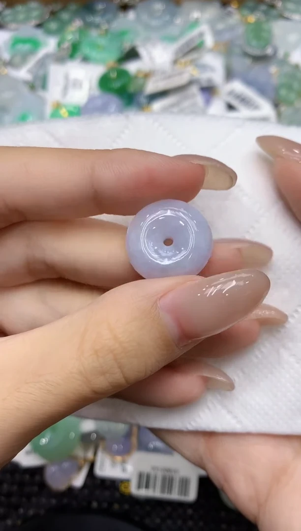 翡翠未镶嵌颈饰111111111111