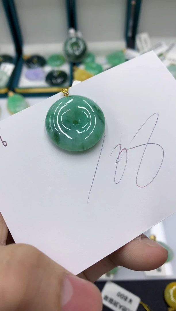 【闪购商品】翡翠颈饰18K金镶嵌11111111111