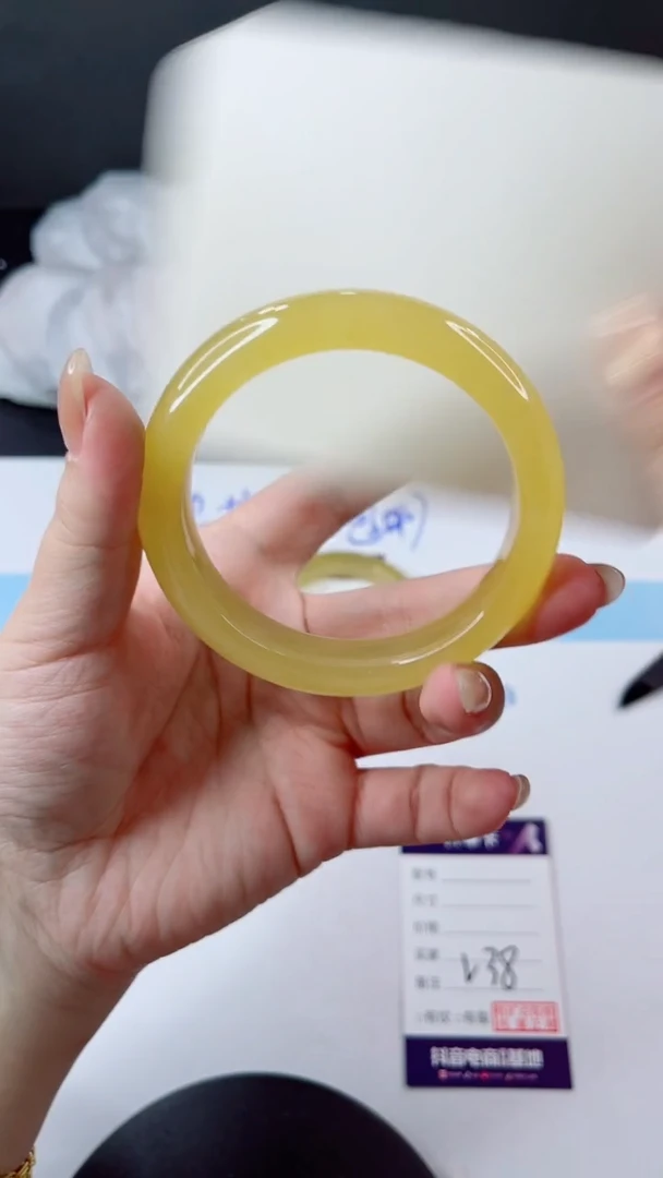 未镶嵌手镯石英质玉多样性发货V38