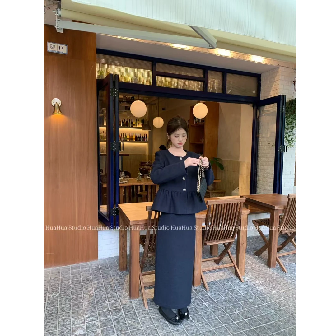 【花花】许妍私服~自制款小香风花苞短外套+高腰后开叉直筒半身裙