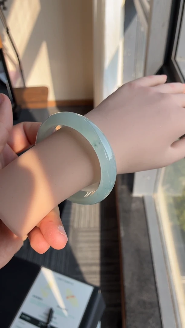 未镶嵌手镯翡翠61号56.8*12.4*8.4正圈