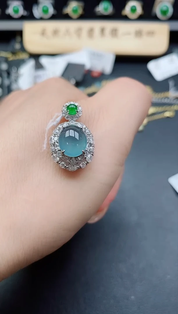 吊坠(赠链)银S925镶嵌翡翠1