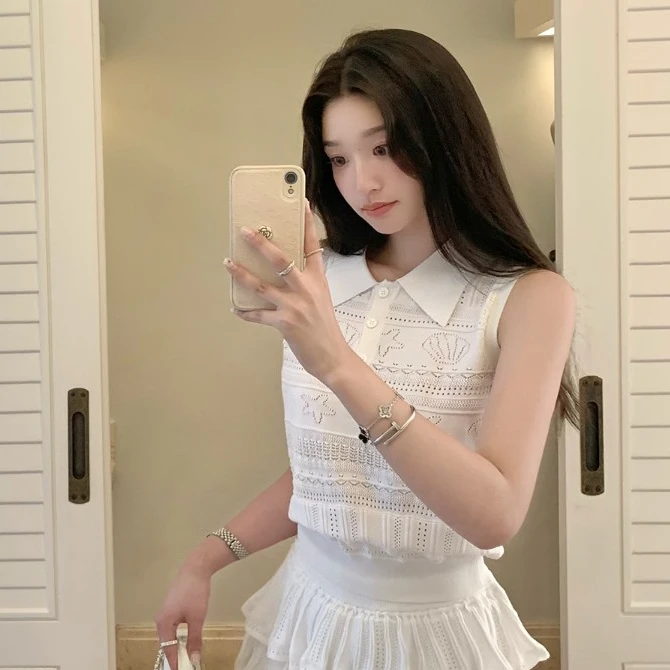 新款女装设计感polo领钩花镂空背心夏季外穿辣妹气质无袖针织上衣