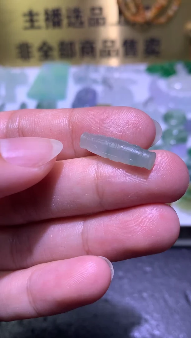 未镶嵌定制翡翠毛货