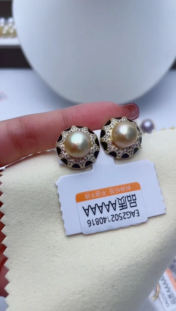 【闪购商品】海水珍珠耳饰银S925镶嵌W57