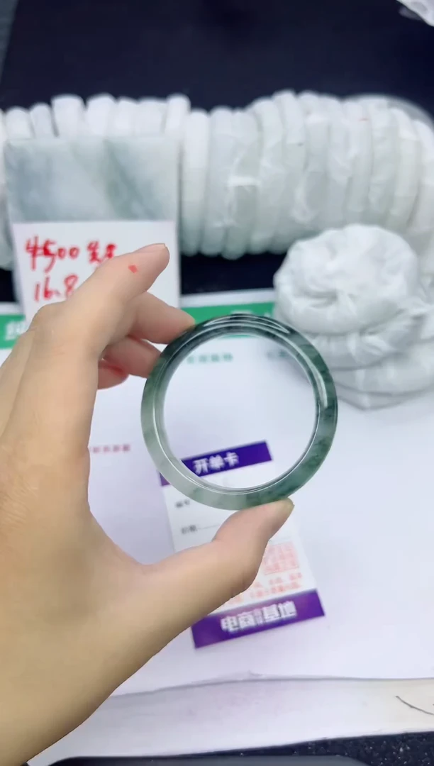 未镶嵌手镯石英质玉116-52/53