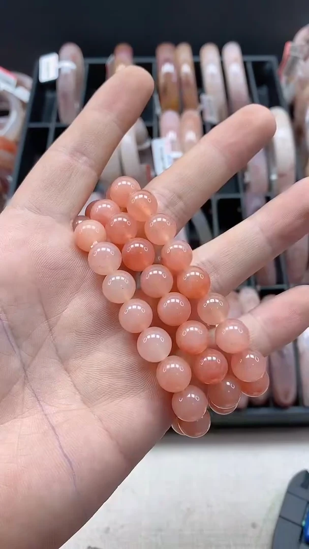 【闪购商品】石英质玉手镯未镶嵌拍一发一多样性发货