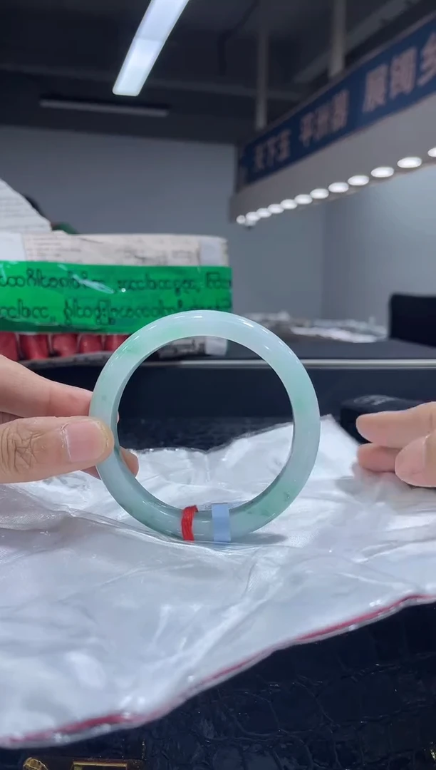 未镶嵌手镯翡翠1 5657