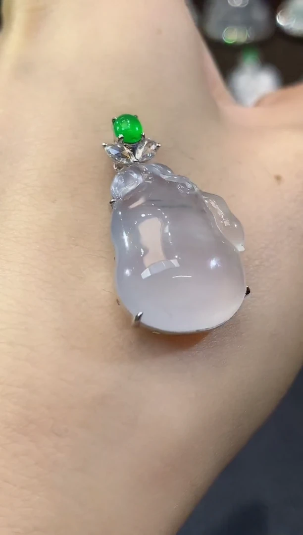 吊坠(不含链)18K金镶嵌翡翠C43