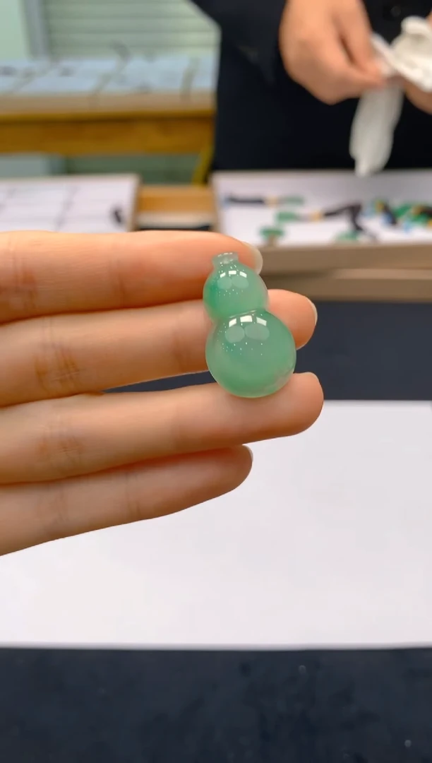 【闪购商品】石英质玉颈饰未镶嵌冰美人非洲翠086