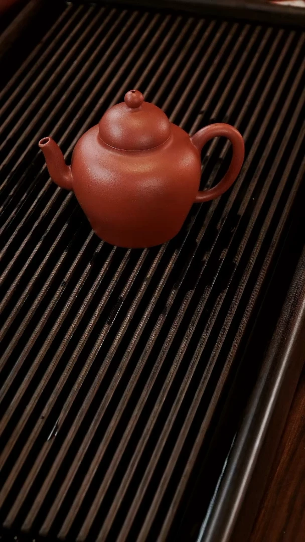 【闪购商品】朱泥茶壶周小君制黄龙山朱泥安亭壶