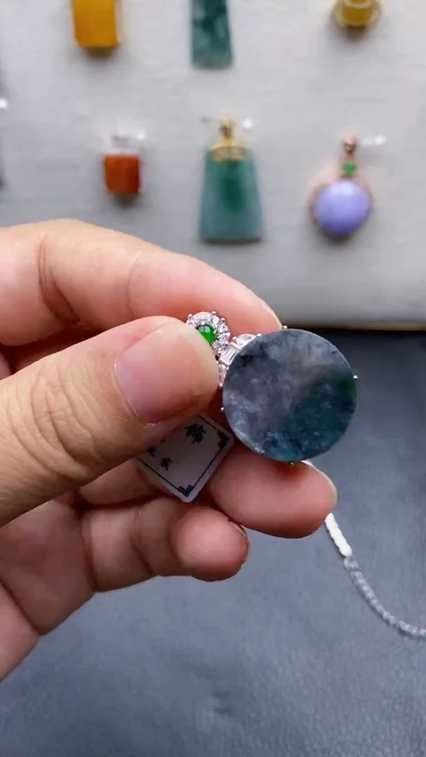 未镶嵌戒指翡翠1