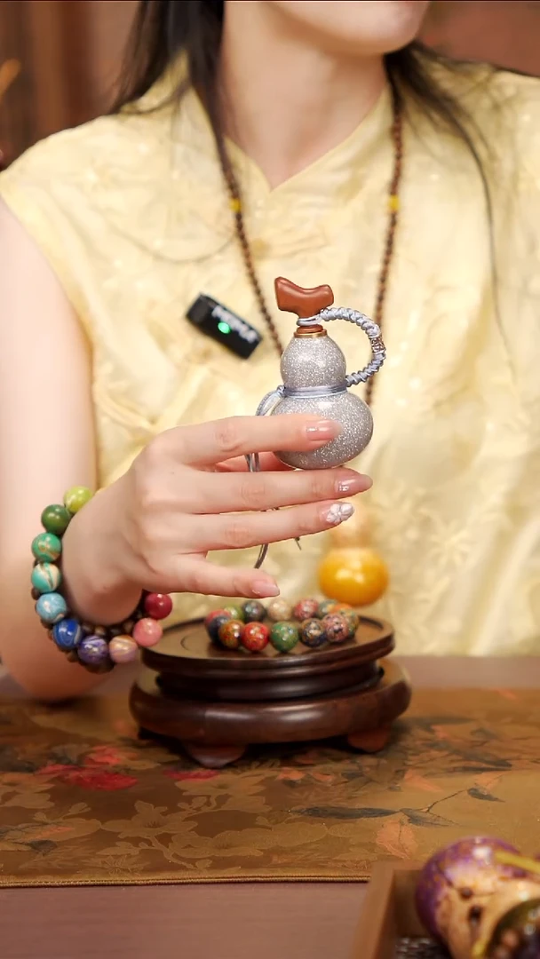 17易林精品挂件小葫芦---98