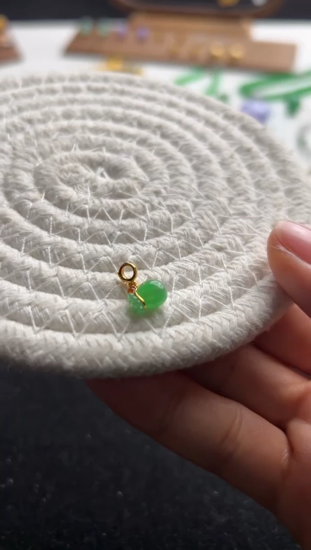 【闪购商品】翡翠裸石18K金镶嵌绿钱袋1000+100-sq068