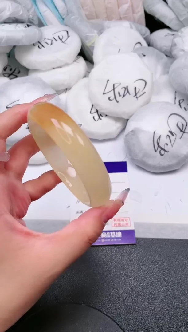 未镶嵌手镯石英质玉29T182-58