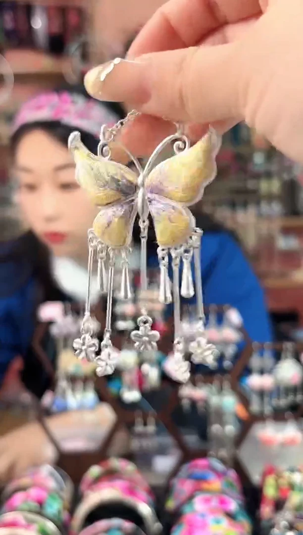艺枝独绣手工饰品90