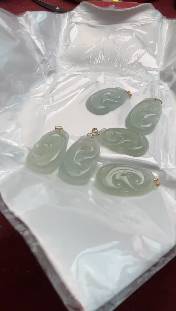 颈饰未镶嵌翡翠翡翠如意/286362/多样性发一个