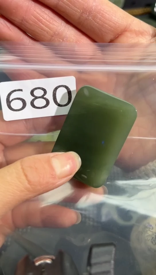 未镶嵌和田玉珠宝半成品牌子