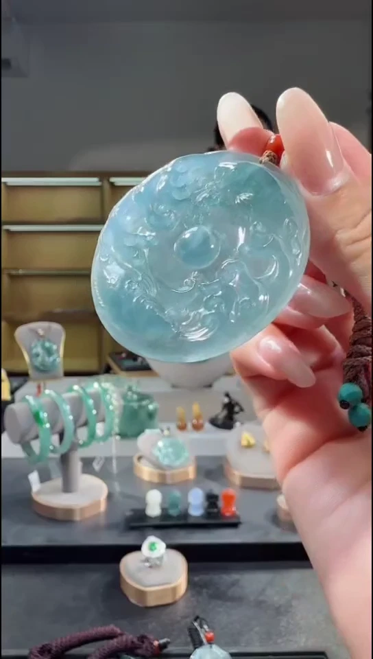 吊坠(不含链)未镶嵌翡翠乾坤鱼