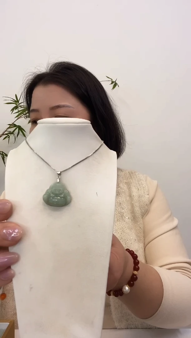 【闪购商品】翡翠颈饰银S925镶嵌小佛赠合金链