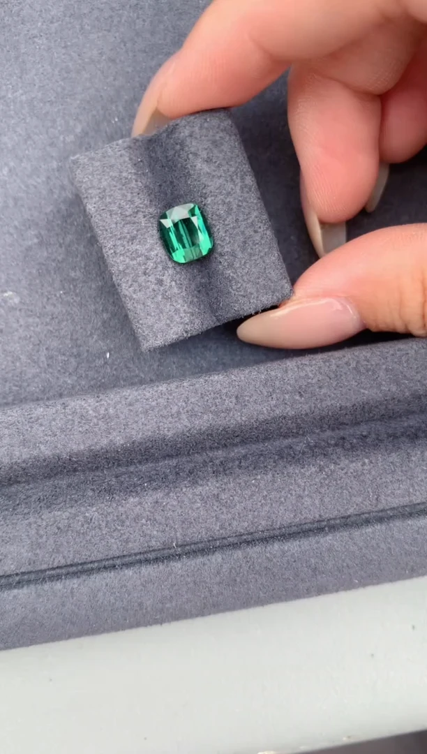 碧玺珠宝半成品未镶嵌2ct绿碧玺