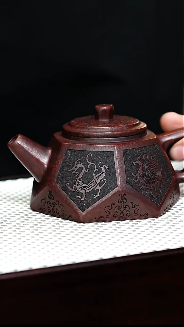 茶壶紫砂宜兴紫砂 钻方壶 古乌泥 230cc 周昌英h003