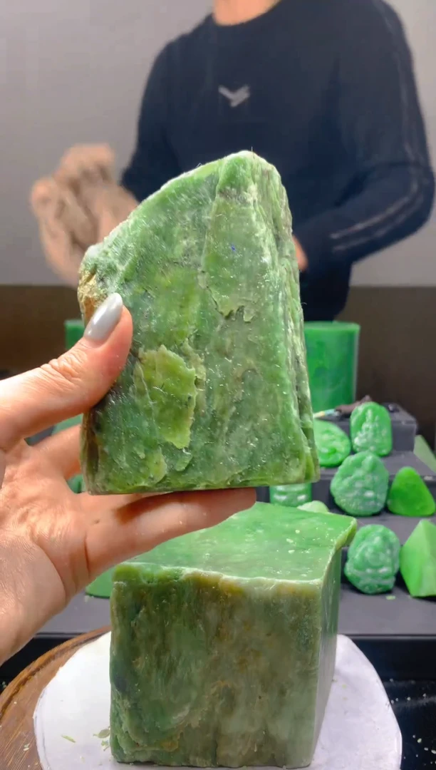 未镶嵌和田玉珠宝半成品1