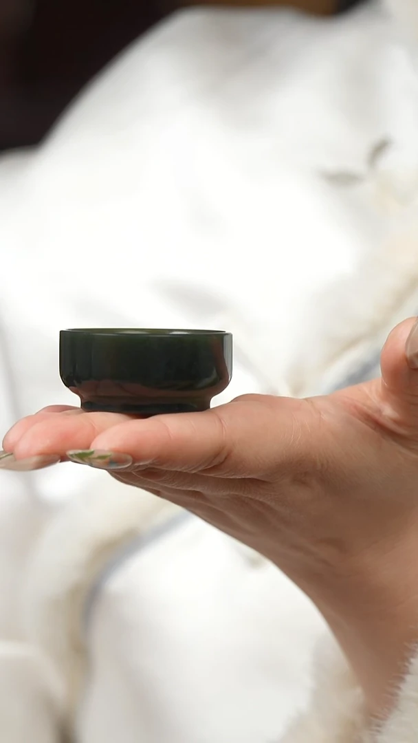 未镶嵌和田玉把件茶杯（多样性发货）