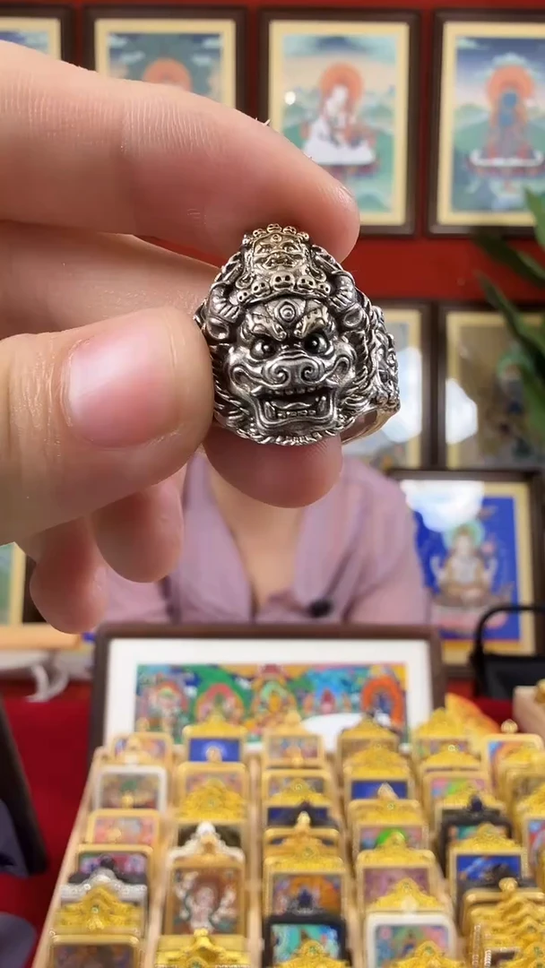 吊坠戒指-更登元旦 特