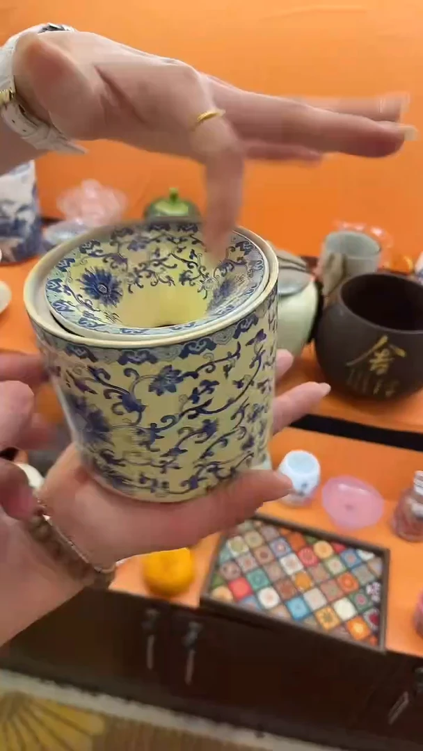 其他         茶具D