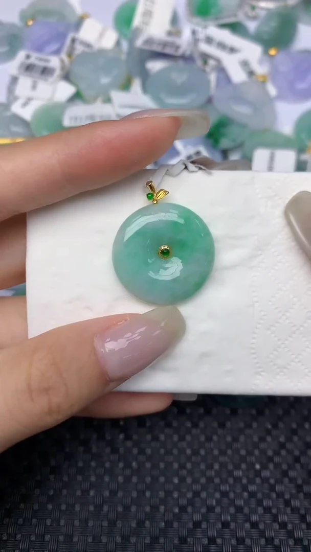 翡翠18K金镶嵌颈饰天然缅甸翡翠a货百元以上9元证书费自理