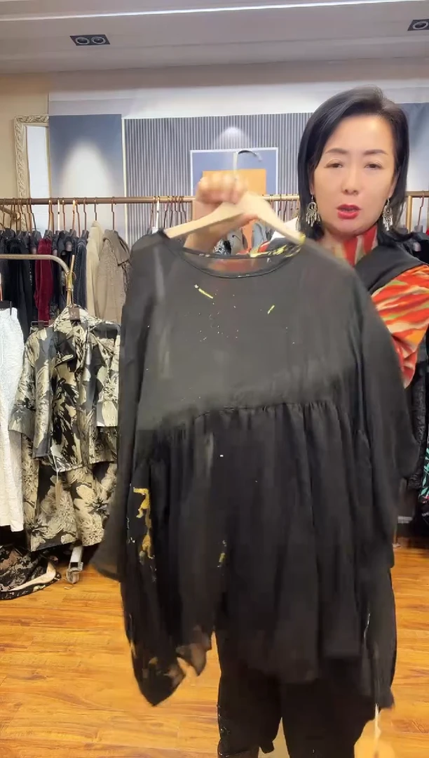 套头款春秋新款黑色连衣裙