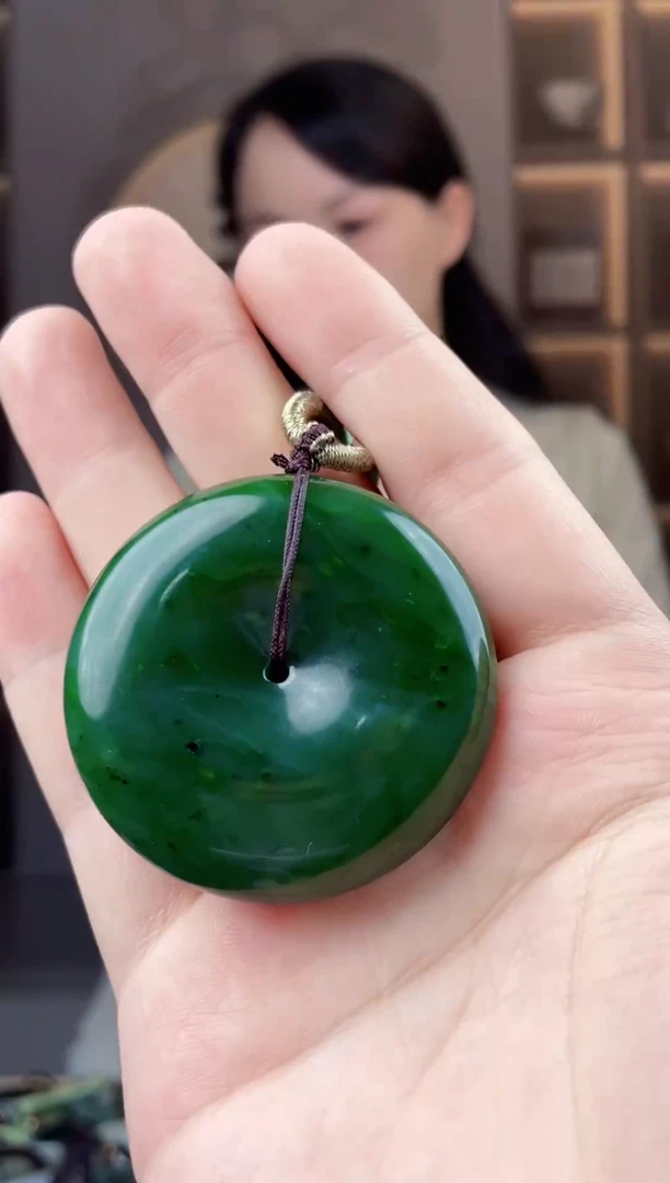 颈饰未镶嵌和田玉拍一发一，多样性发货