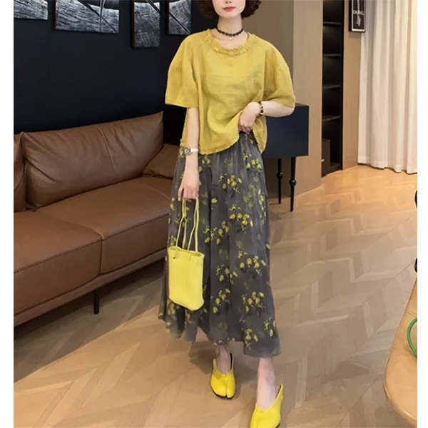 2025夏季新款韩系木耳边设计感圆领上衣时尚百搭碎花半身裙两件套