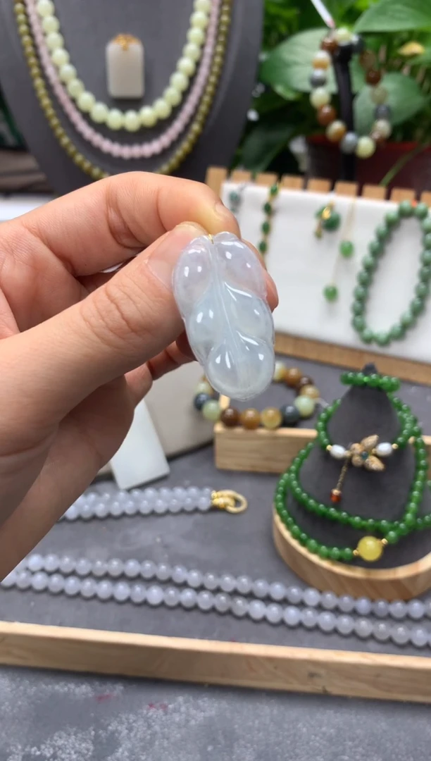【闪购商品】翡翠颈饰未镶嵌翡翠sj