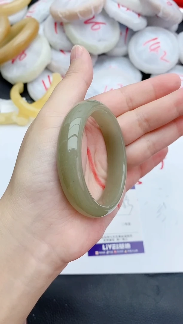 未镶嵌手镯石英质玉145+52/53