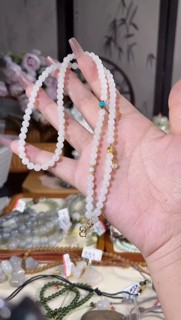 和田玉银S925镶嵌项链多样性发货其一默认天然特征