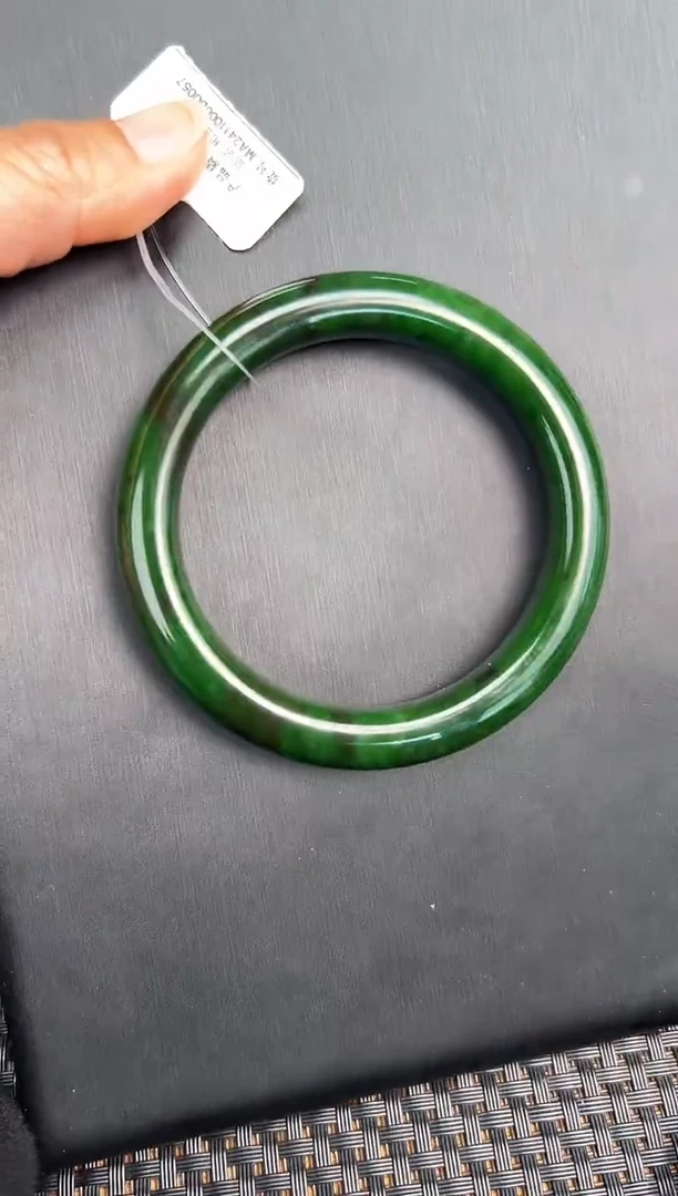 【闪购商品】和田玉手镯未镶嵌手镯56